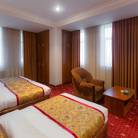 Caspian Palace Hotel Baku Bagian luar foto