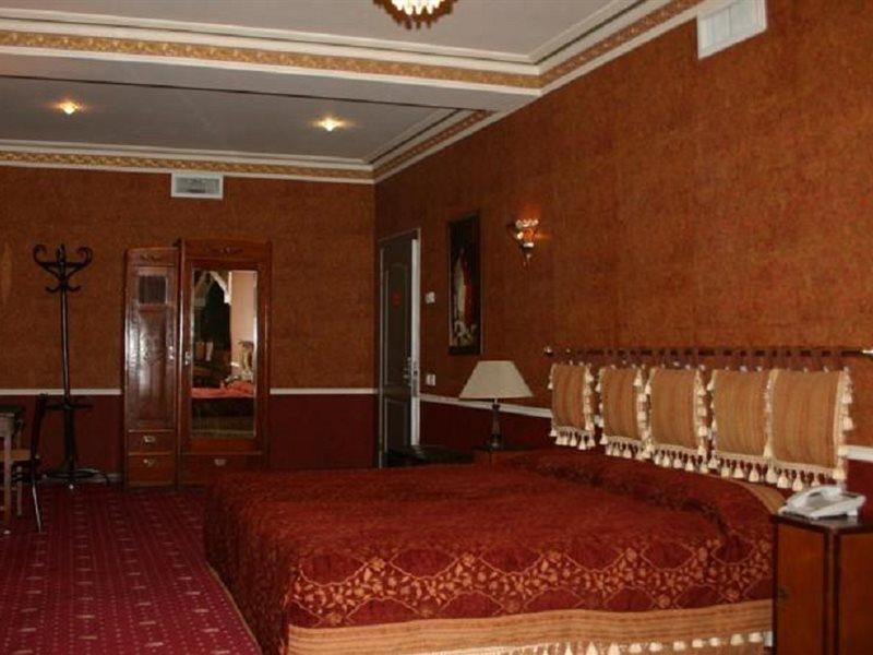 Caspian Palace Hotel Baku Bagian luar foto