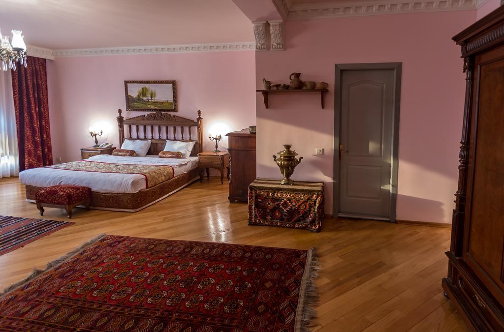Caspian Palace Hotel Baku Bagian luar foto