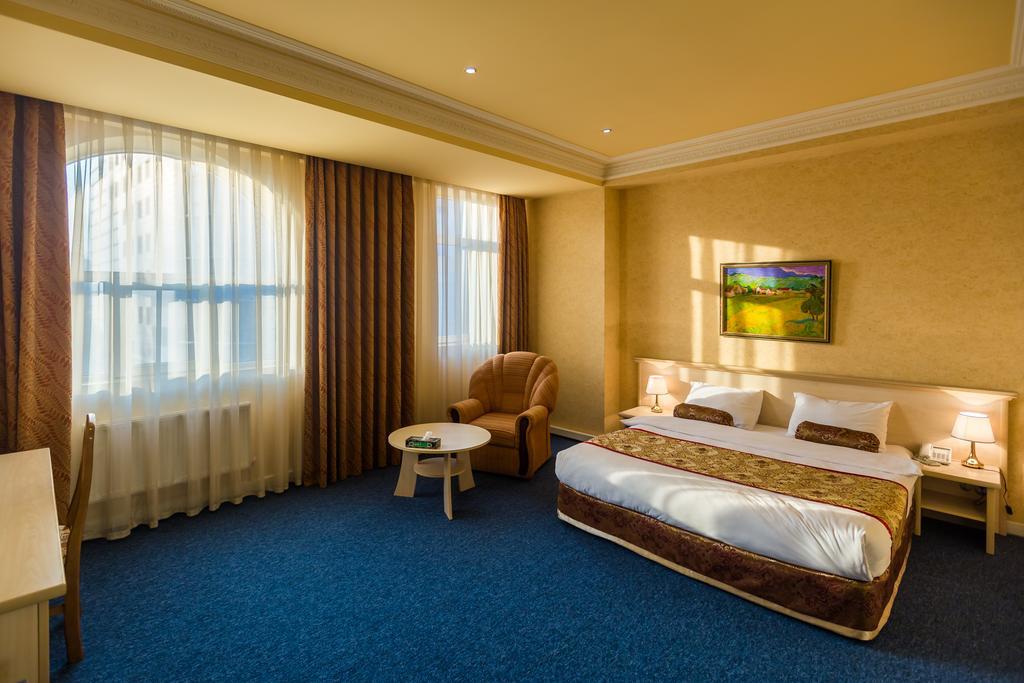 Caspian Palace Hotel Baku Bagian luar foto